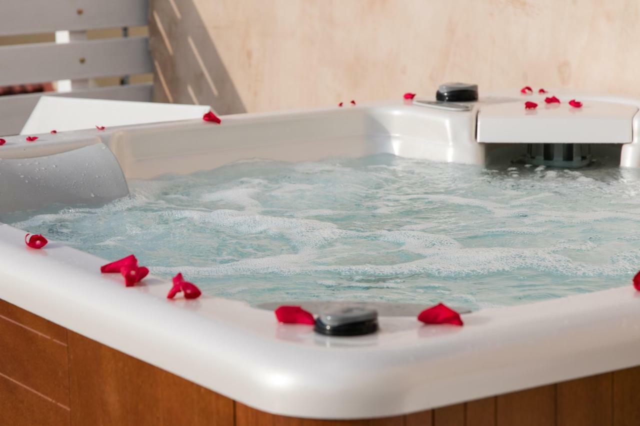 Jacuzzi Suite In The Heart Of Oldtown Rethymno  Luaran gambar